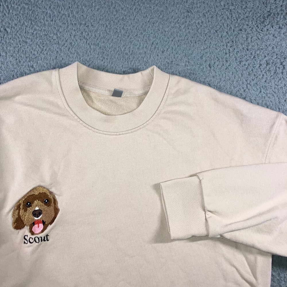 Custom Scout Dog Embroidery Sweatshirt Men XL Cream Neutral Dog Mom Crewneck